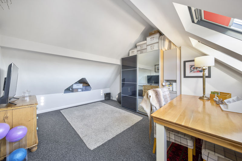 95A Foljambe Avenue